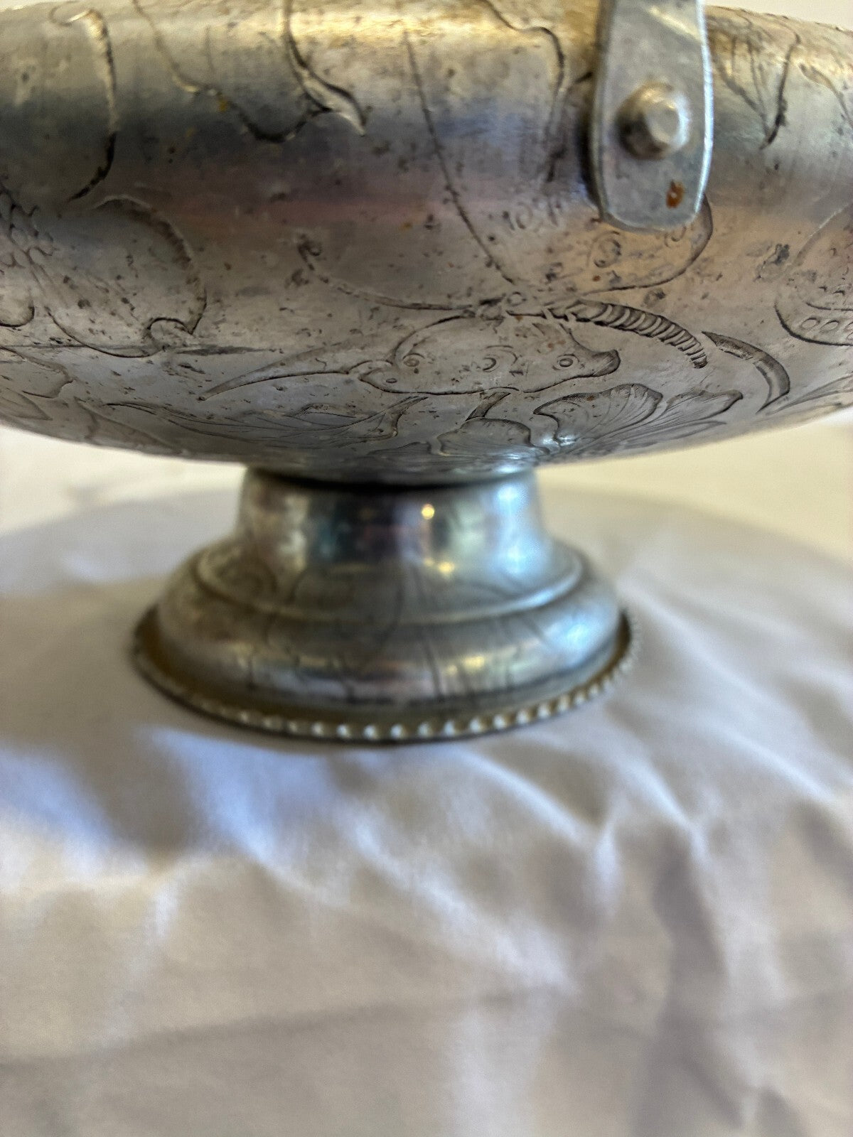 Vintage Hammered Aluminum Nutcracker Bowl,Etched Floral Handled Centerpiece Bowl