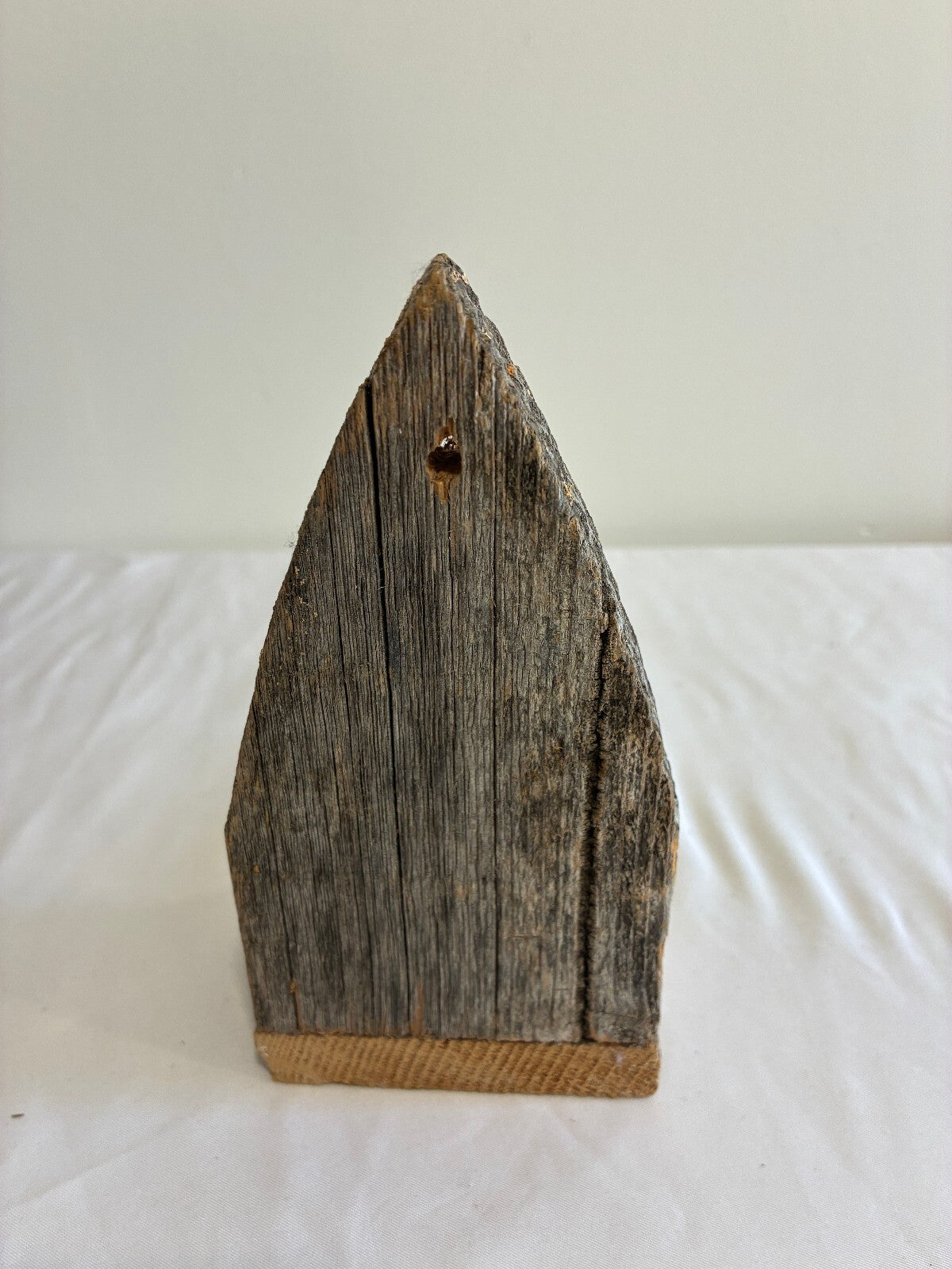 Vintage Rustic Wooden Shelf / Primitive Wall Bracket