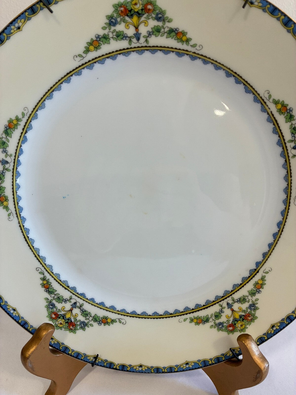 Vintage Noritake Avril Dinner Plate with Plate Hanger, Floral China 9.9", Japan
