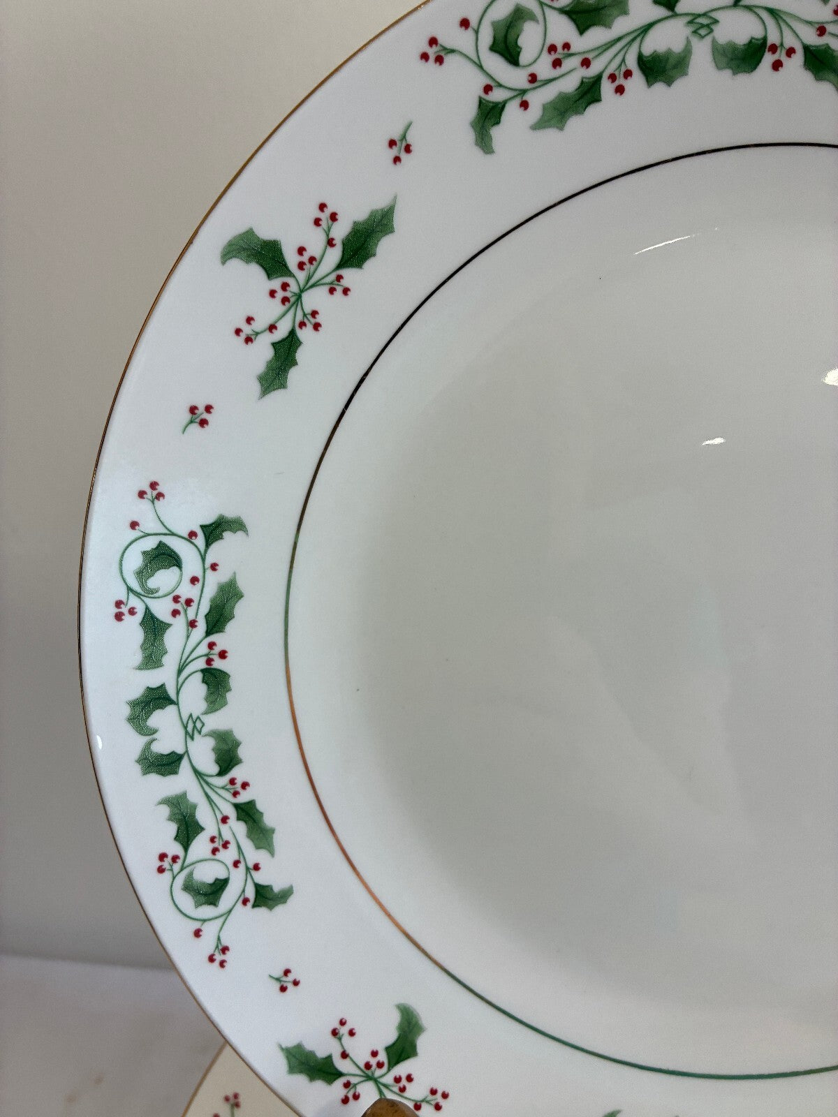 Vintage Holly Berry Christmas Dinner Plates Set of 12