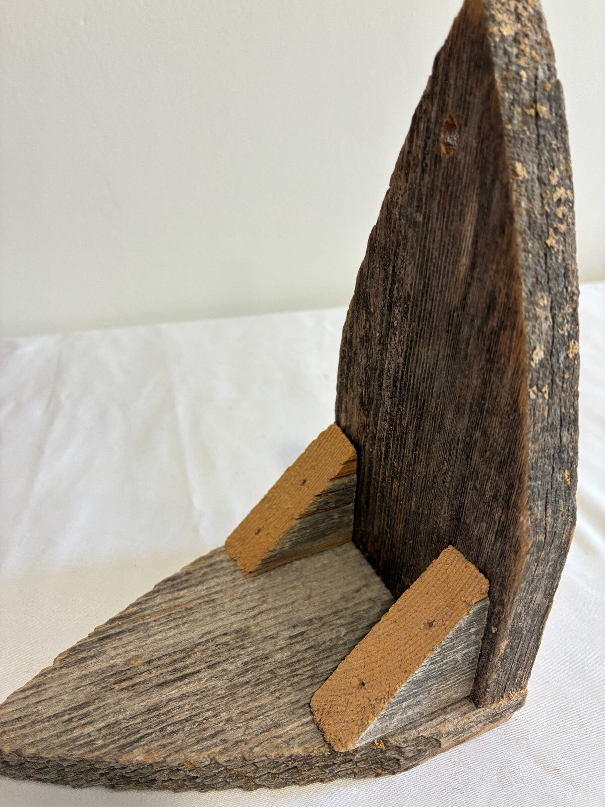 Vintage Rustic Wooden Shelf / Primitive Wall Bracket