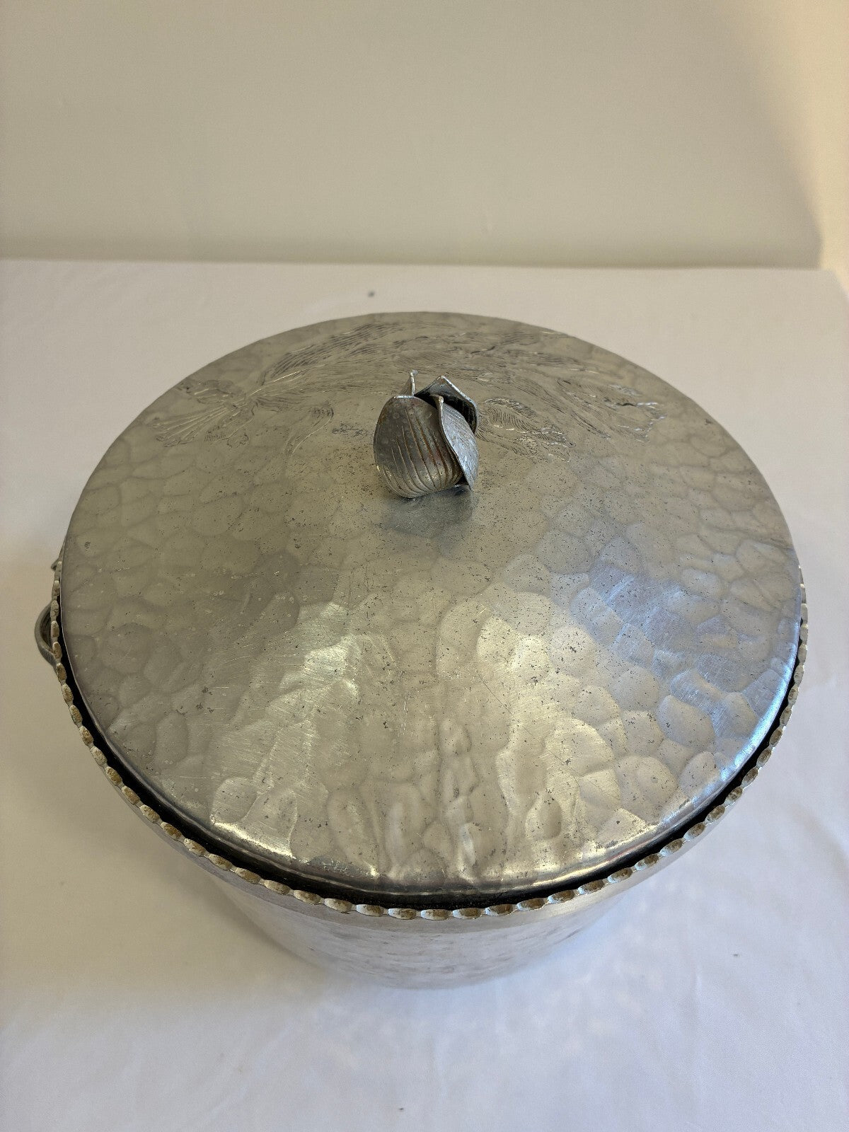 Vintage Hammered Aluminum Lidded Ice Bucket | Tulip Finial Floral Handles