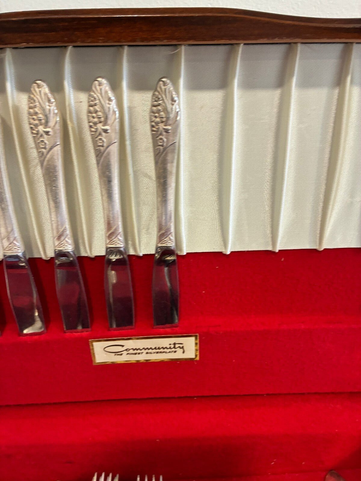 Vintage Community Silverplate Evening Star Flatware Set of 49 with box