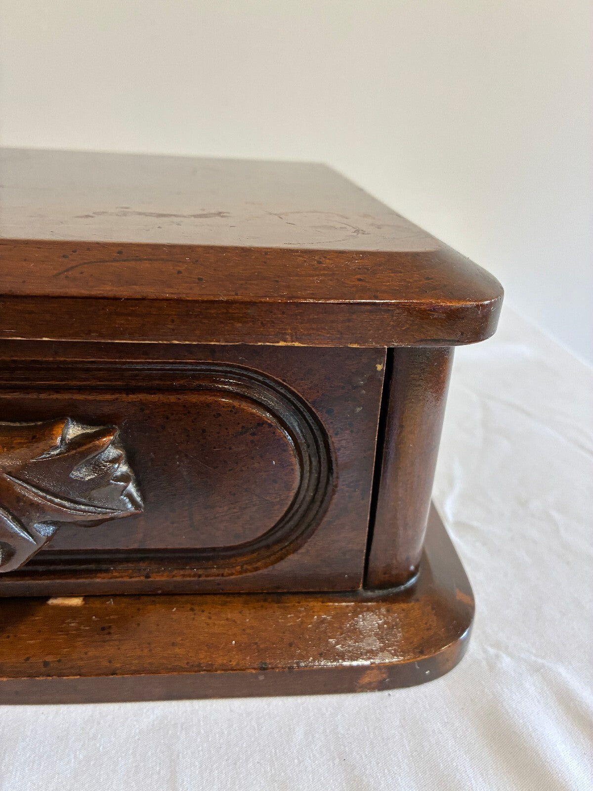 Vintage Davis Cabinet Company Wooden Box with Drawer, Antique Cherry Finish, Carved Leaf Pull, Nashville Tennessee