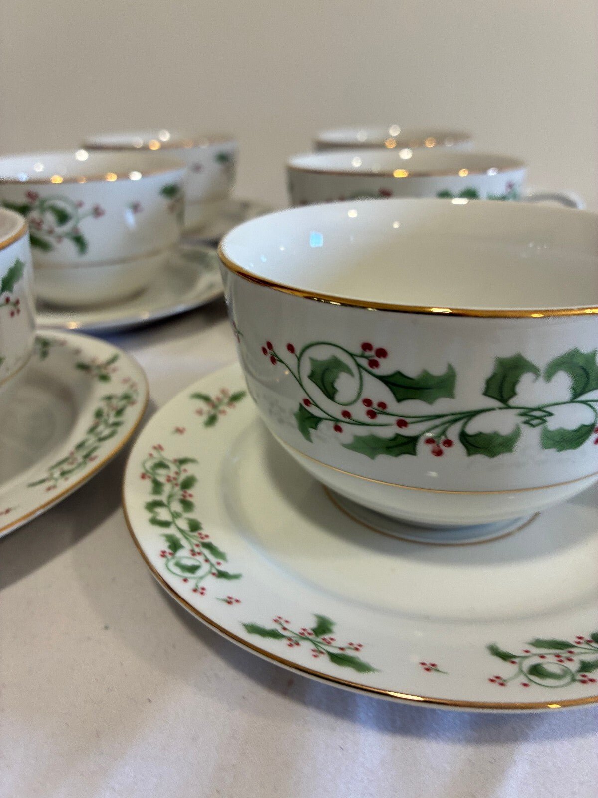 Vintage Gibson Everyday Christmas Holly Cup and Saucer Set of 6, Holiday China