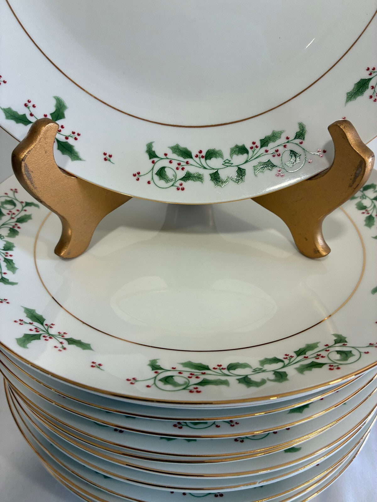 Vintage Holly Berry Christmas Dinner Plates Set of 12