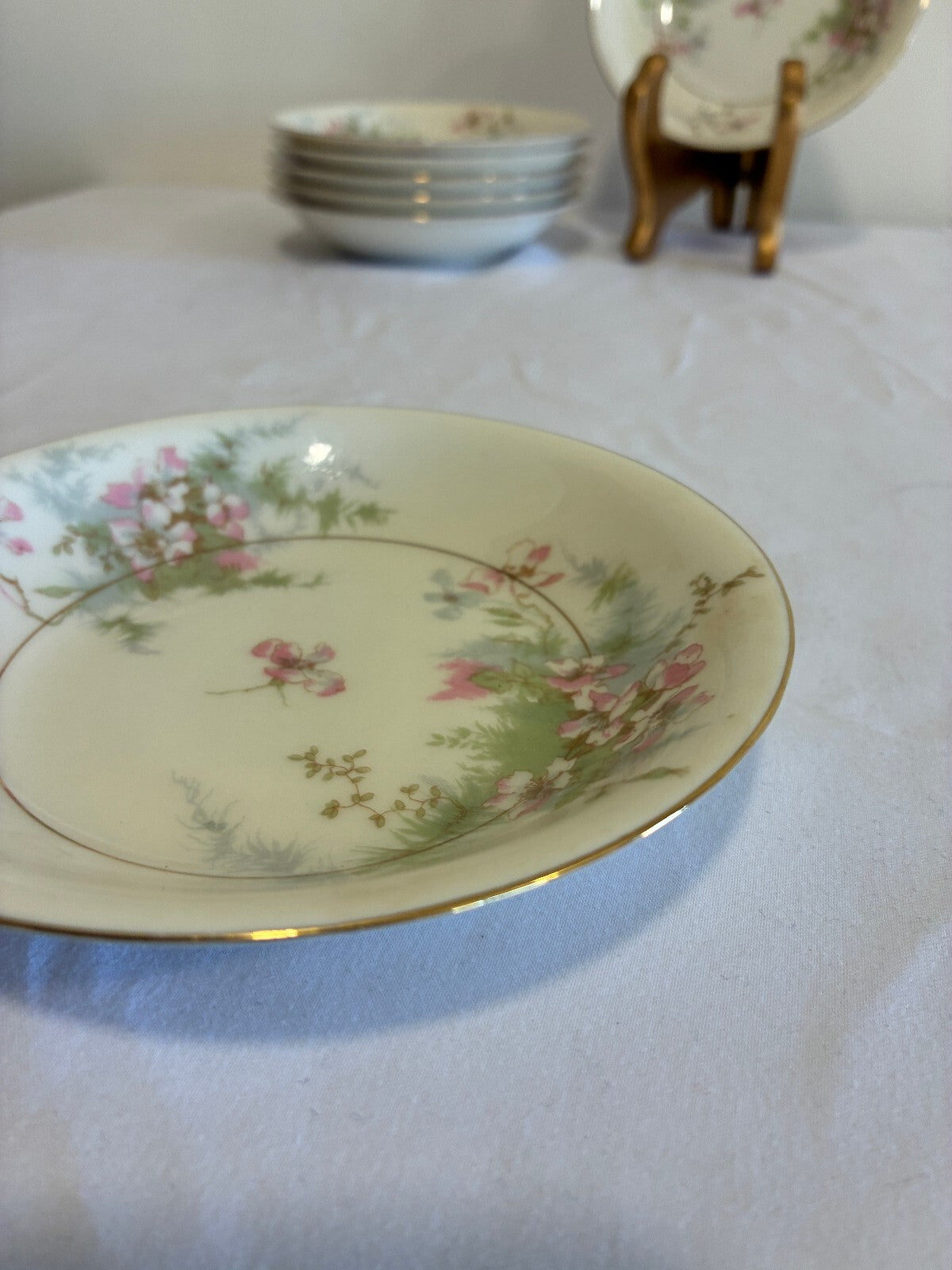 Midcentury Theodore Haviland NY Apple Blossom Bowls Gold Trim, Set of 7