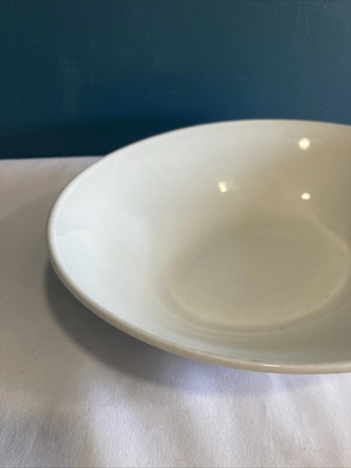 Vintage Johnson Brothers Heritage White Oval Serving Bowl 9” Made in England