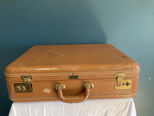 Vintage Cruisaire Leather Luggage Carry-On Suitcase – Light Brown Travel Case