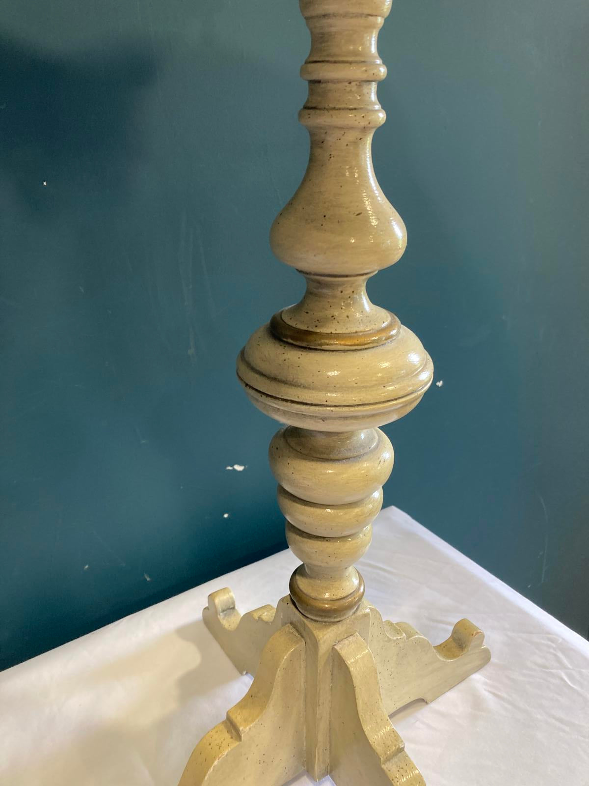 French Provencal Pedestal Side Table with Scalloped Top – Cream and Gold Distressed Finish
