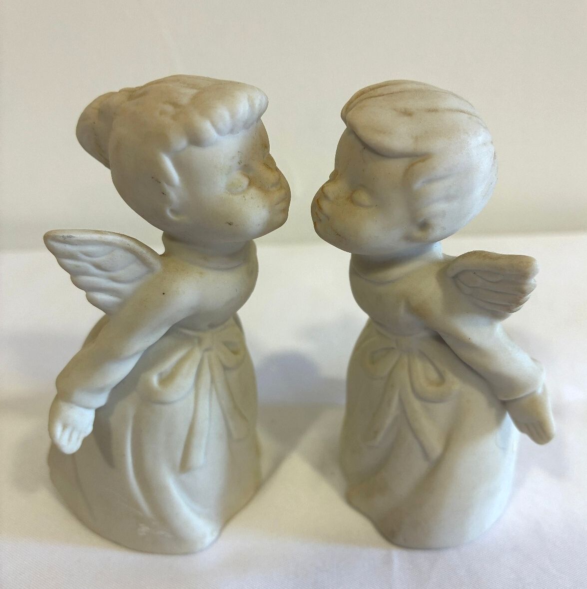 Vintage Inarco Japan Kissing Angel Figurines Pair | Bisque Porcelain Cherubs