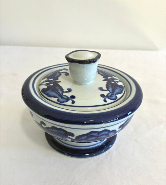 Vintage The Bombay Company Blue and White Lidded Dish, Chinoiserie Trinket Bowl