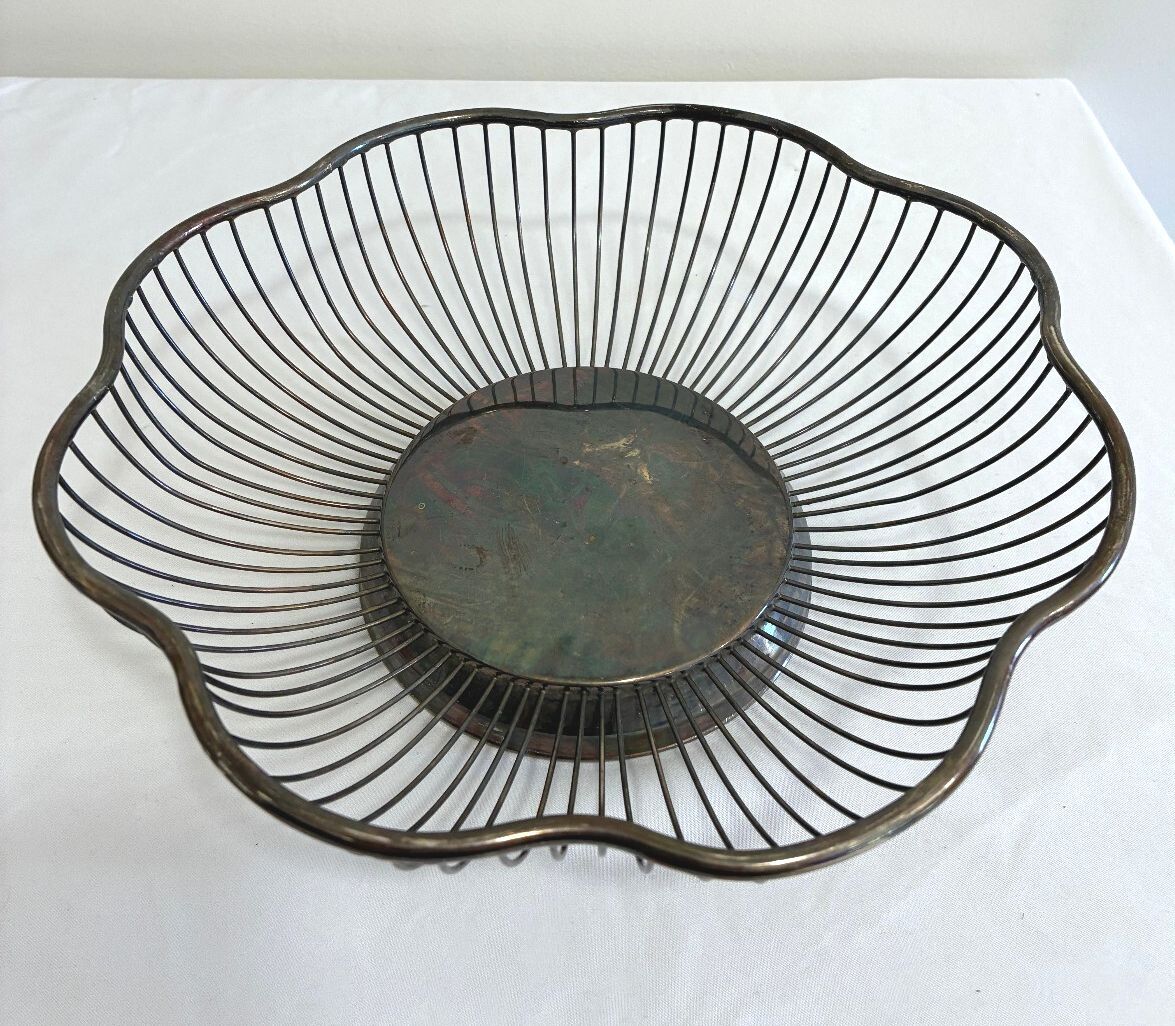 Vintage Silverplate Wire Basket, Scalloped Flower Bowl, Hong Kong